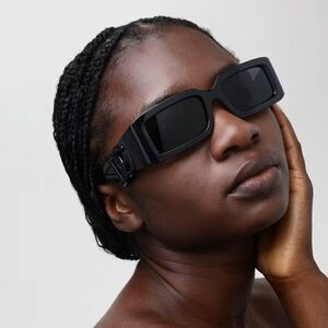 NEW D&G DG6197 501/87 Black Dark Grey Rectangle Unisex Sunglasses